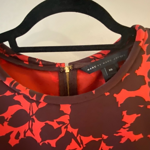 Marc by Marc Jacobs floral top - Picture 3 of 5